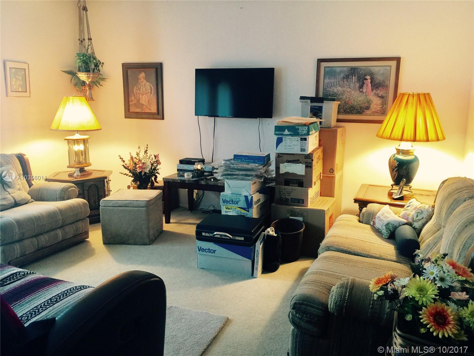 SUNCREST TOWNHOUSE CONDO - Residential