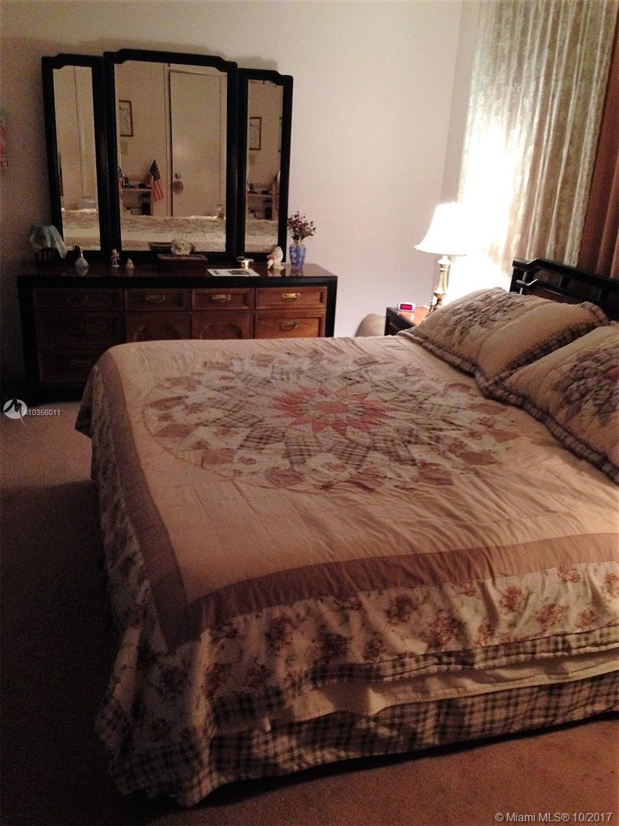 SUNCREST TOWNHOUSE CONDO - Residential