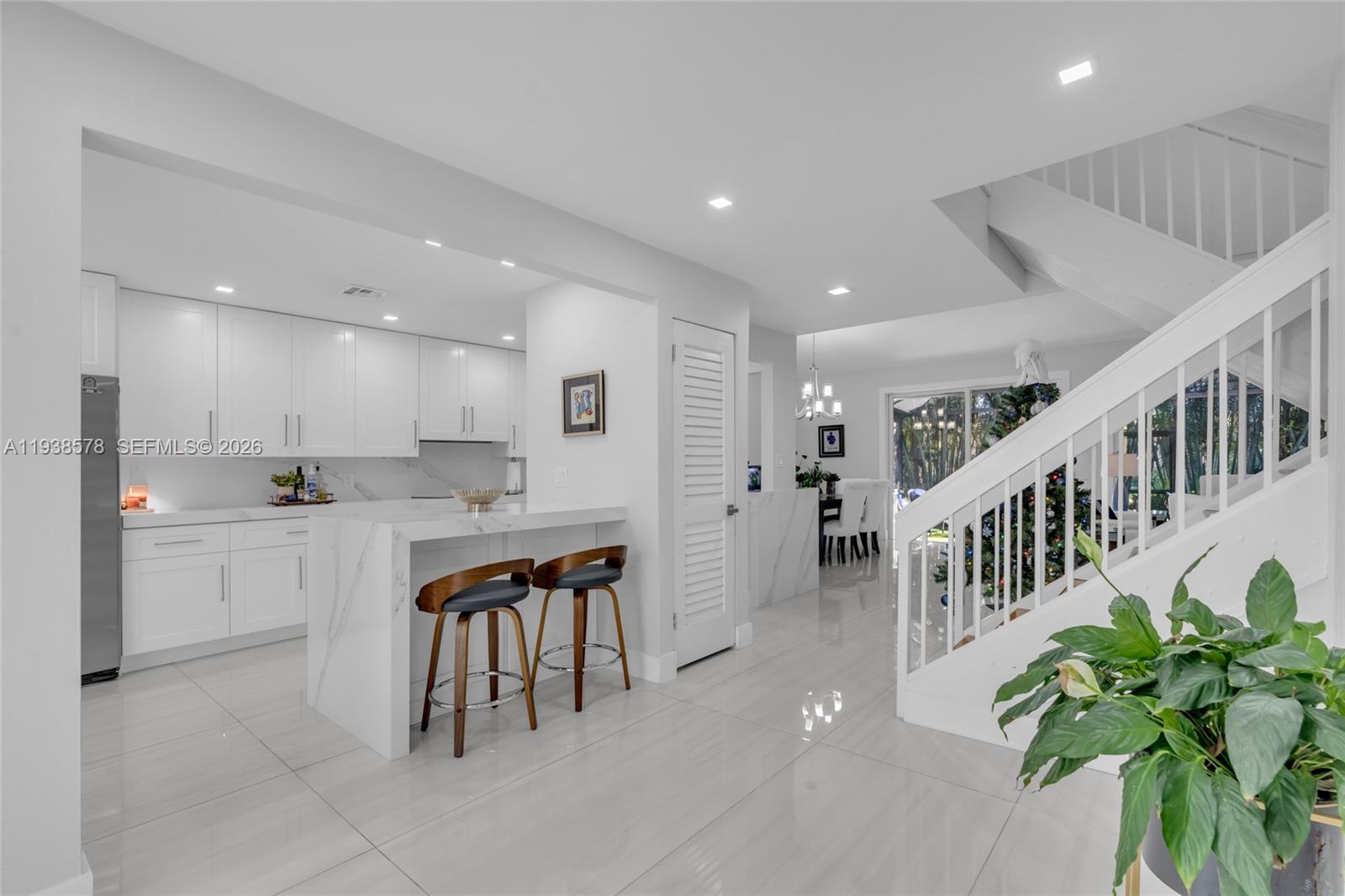 DORAL WOODS - Residential