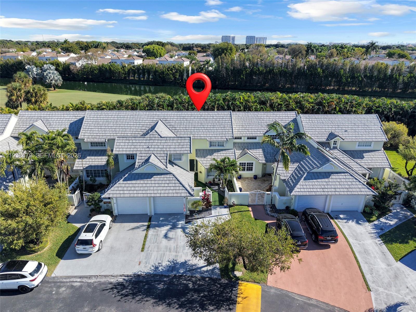 DORAL WOODS - Residential