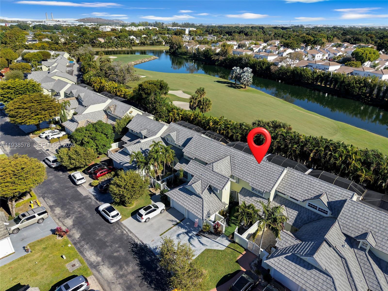 DORAL WOODS - Residential