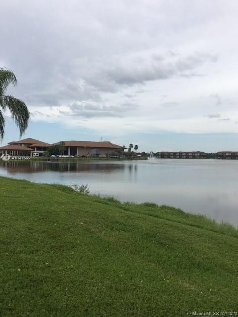 IVANHOE EAST AT CENTURY V - Residential