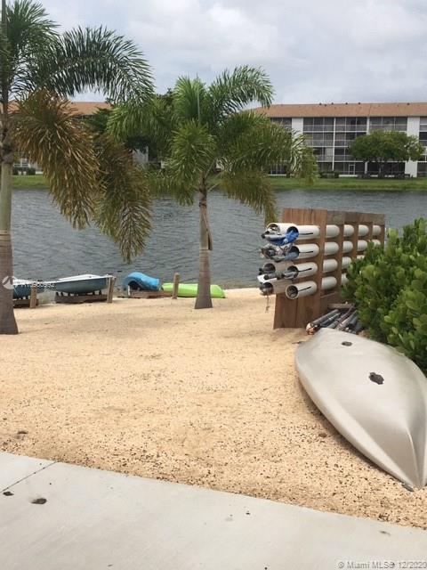 IVANHOE EAST AT CENTURY V - Residential