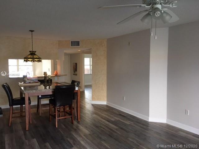 IVANHOE EAST AT CENTURY V - Residential