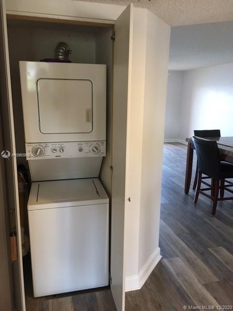 IVANHOE EAST AT CENTURY V - Residential