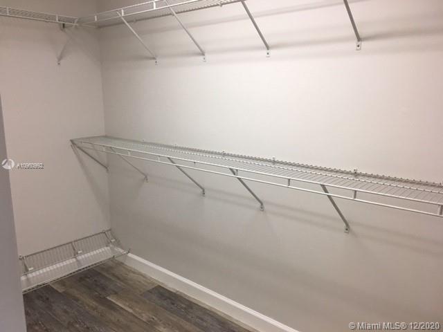IVANHOE EAST AT CENTURY V - Residential