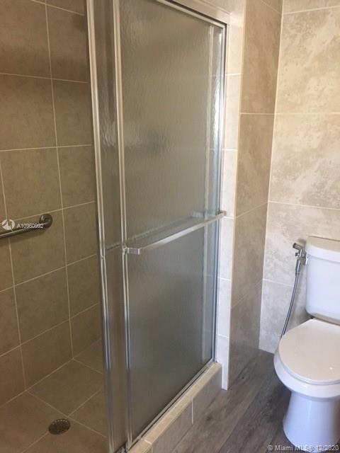 IVANHOE EAST AT CENTURY V - Residential