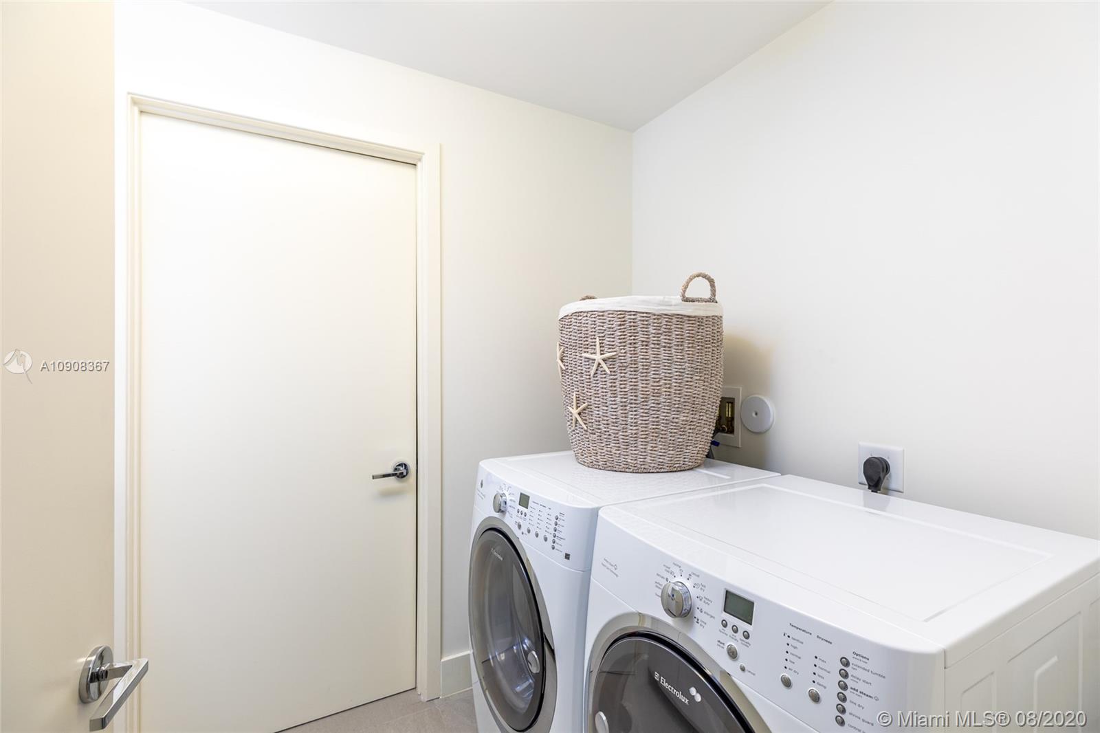 OCEANA KEY BISCAYNE CONDO - Residential