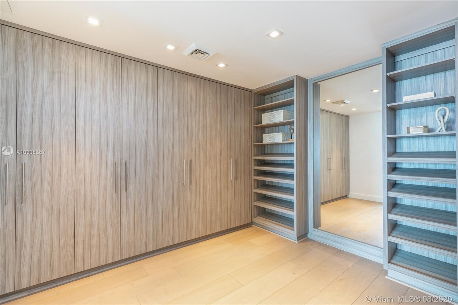 OCEANA KEY BISCAYNE CONDO - Residential