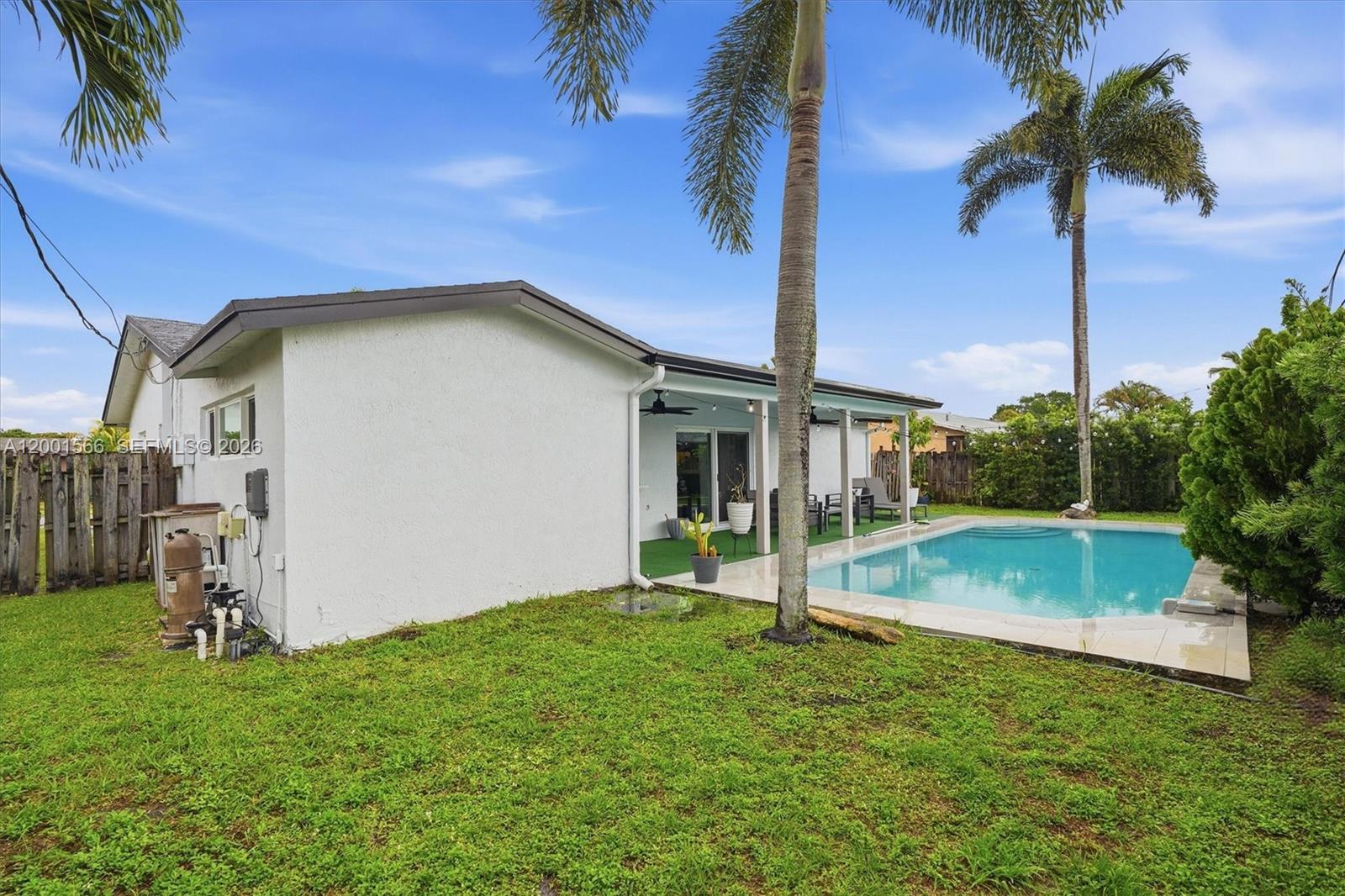 SUNRISE GOLF VILLAGE SEC - Residential