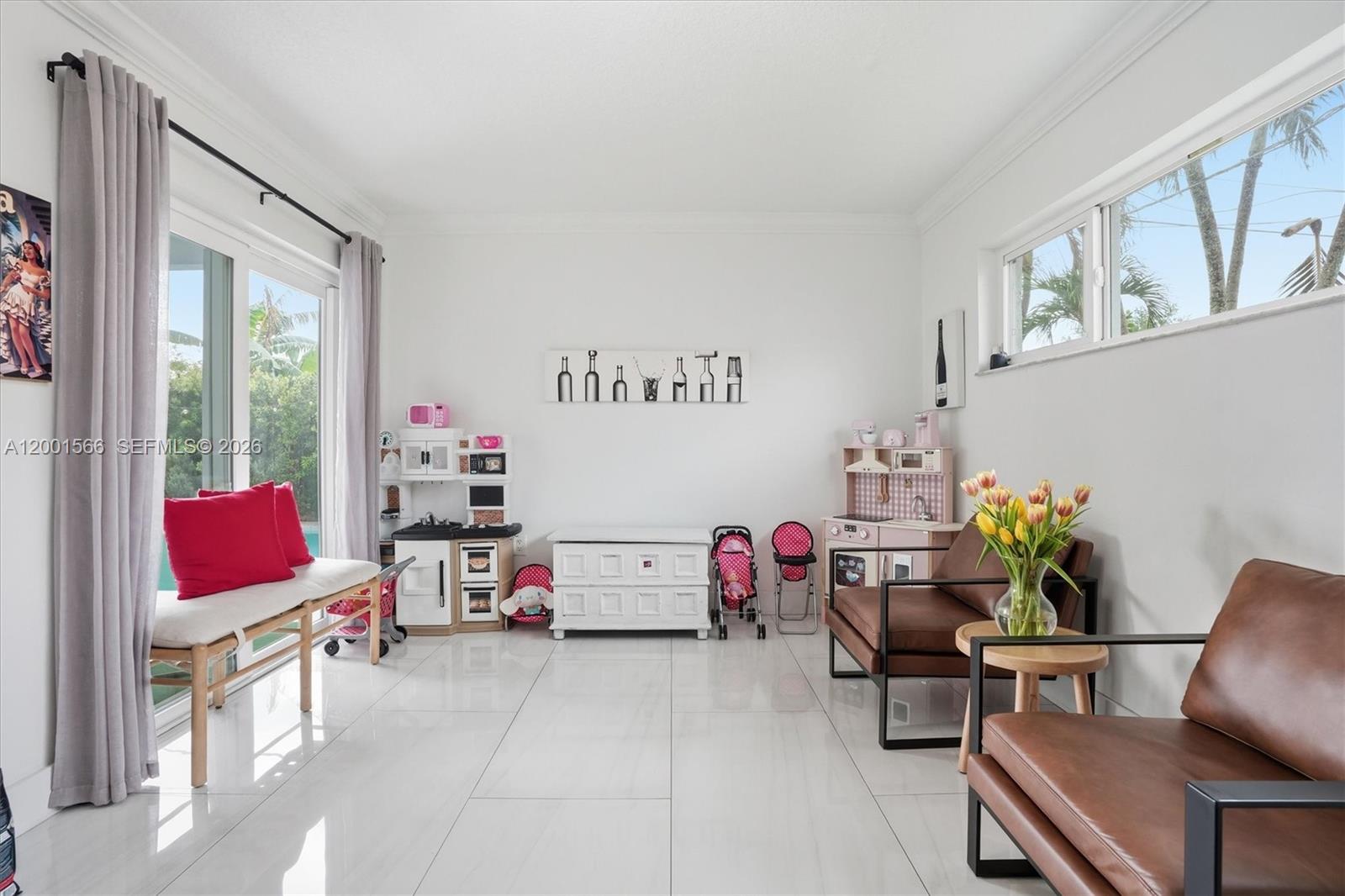 SUNRISE GOLF VILLAGE SEC - Residential