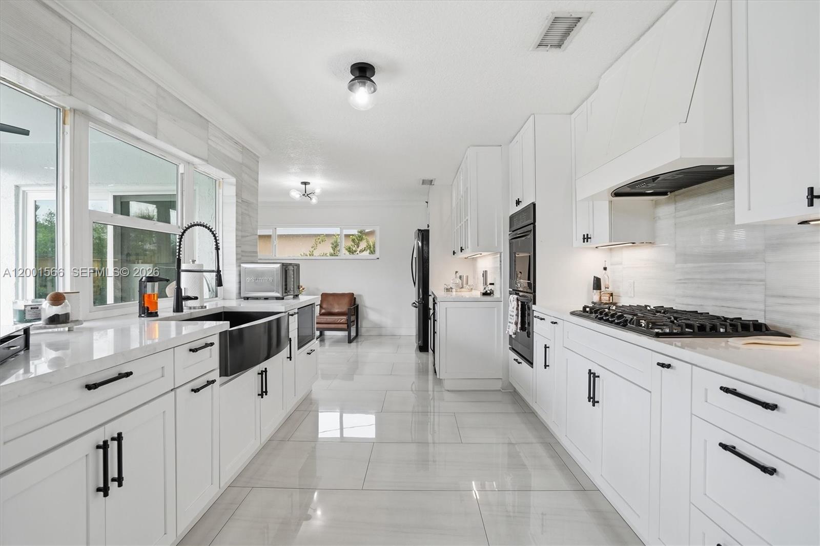 SUNRISE GOLF VILLAGE SEC - Residential