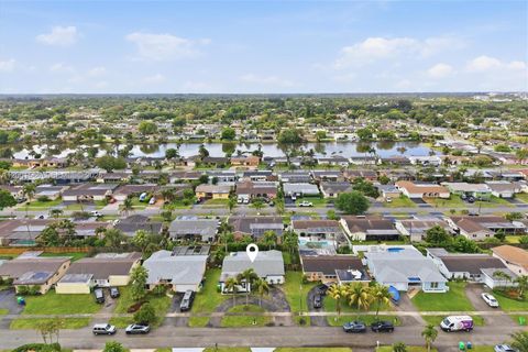 Tiny photo for 11920 NW 31st Pl, Sunrise, FL 33323 (MLS # A12001566)