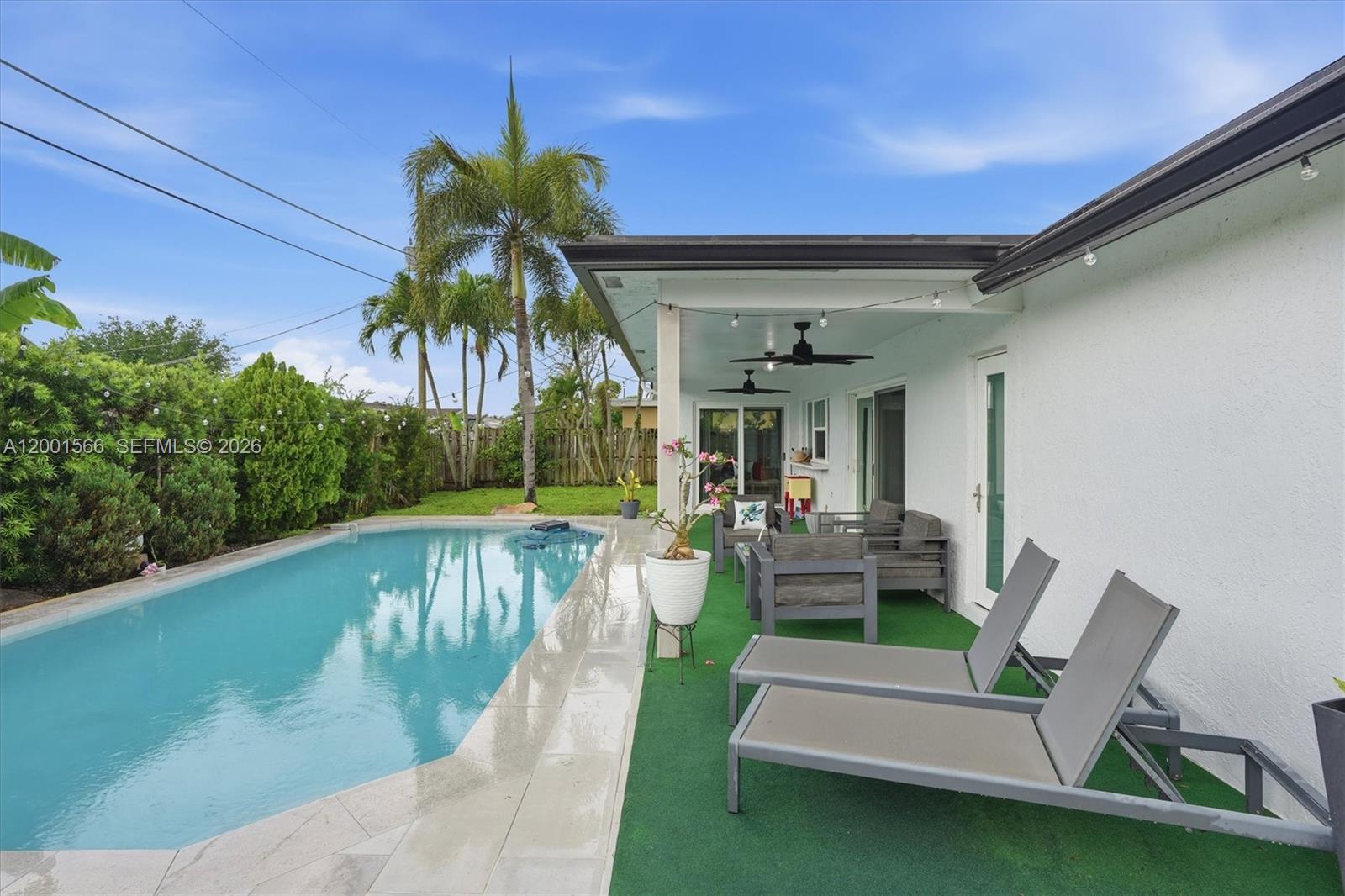 SUNRISE GOLF VILLAGE SEC - Residential