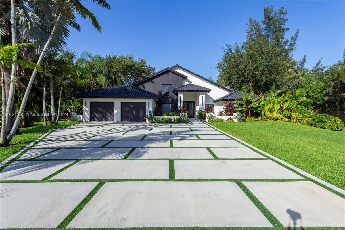 PLANTATION ACRES PLAZA - Residential