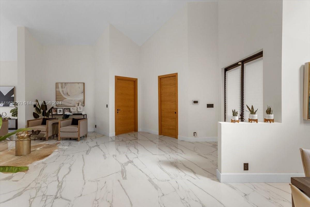 PLANTATION ACRES PLAZA - Residential