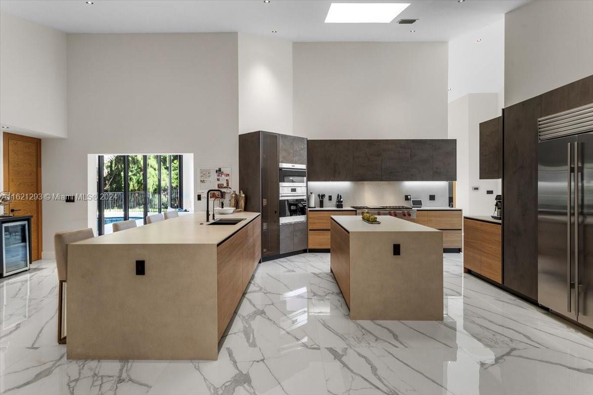 PLANTATION ACRES PLAZA - Residential