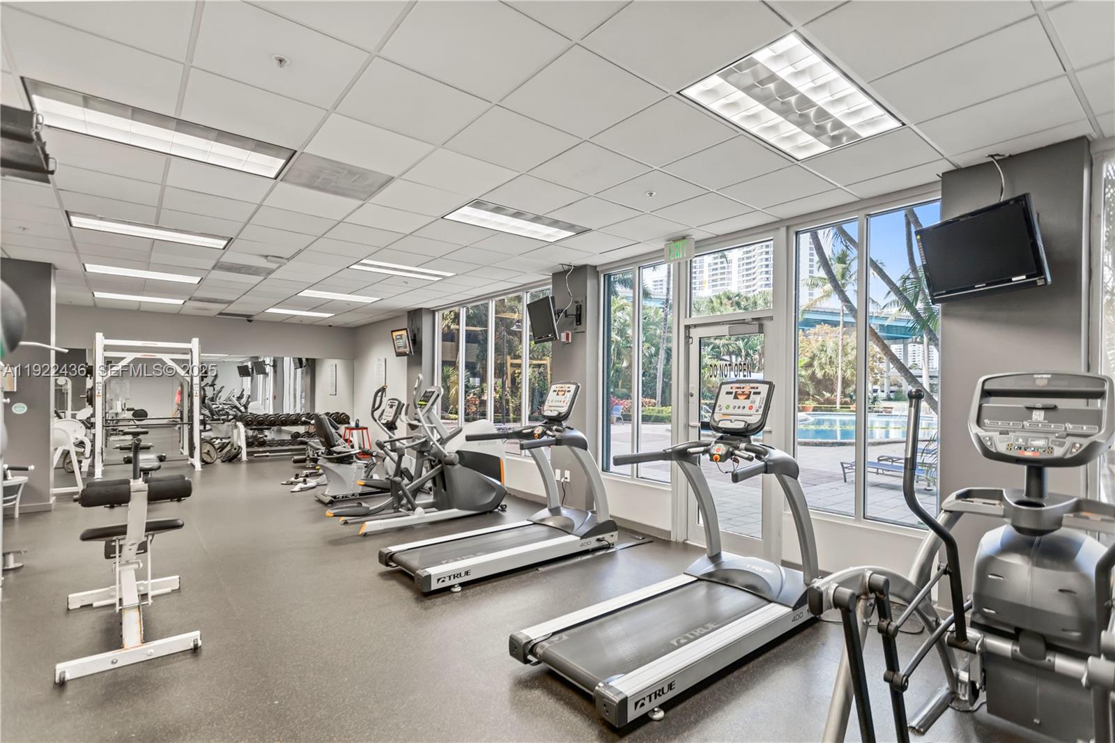 OCEANVIEW BUILDING A CONDO - Residential