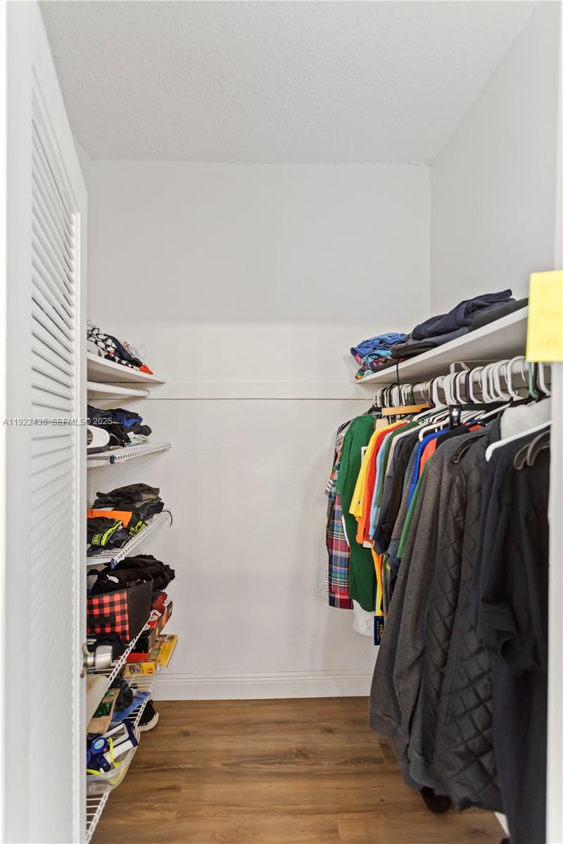 OCEANVIEW BUILDING A CONDO - Residential