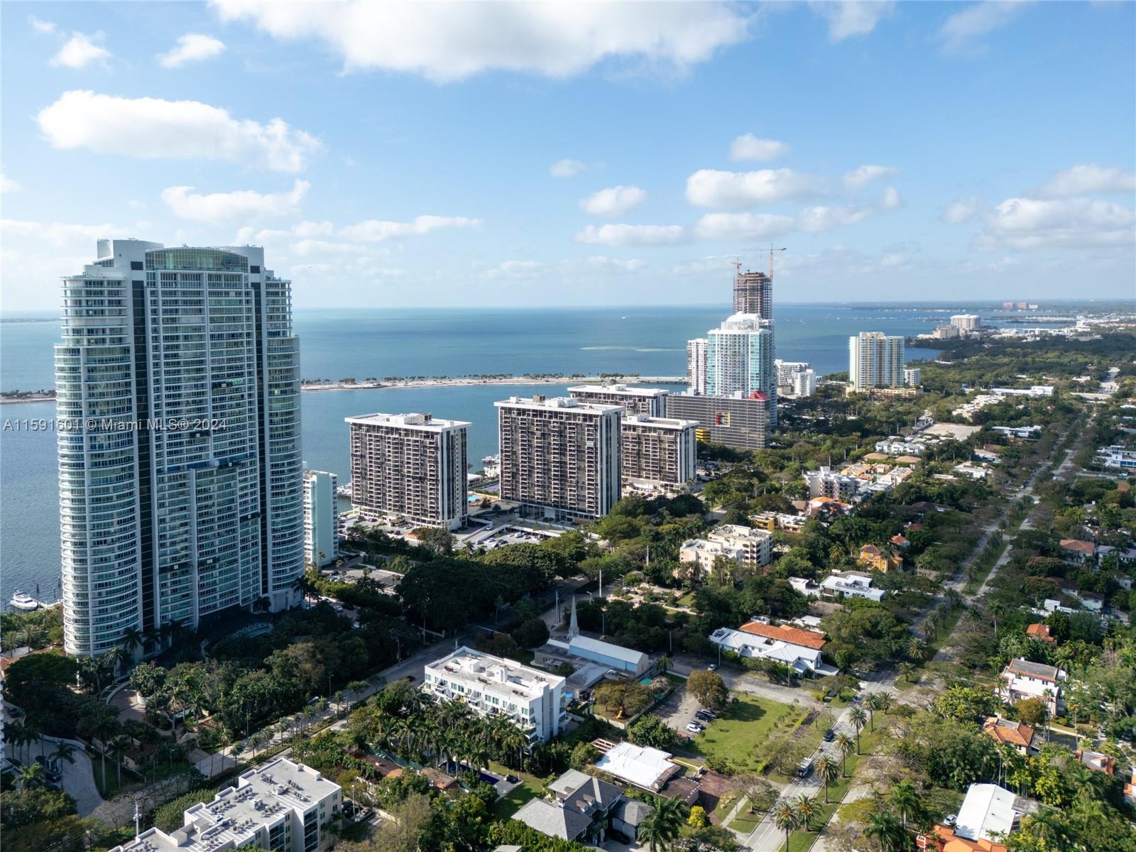 SANTA MARIA CONDO - Residential