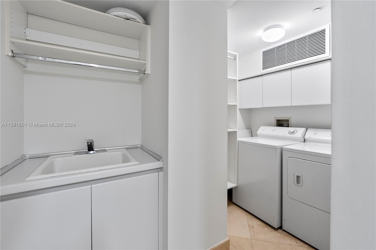 SANTA MARIA CONDO - Residential