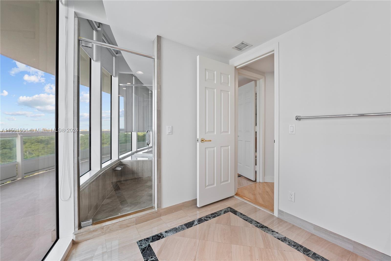 SANTA MARIA CONDO - Residential