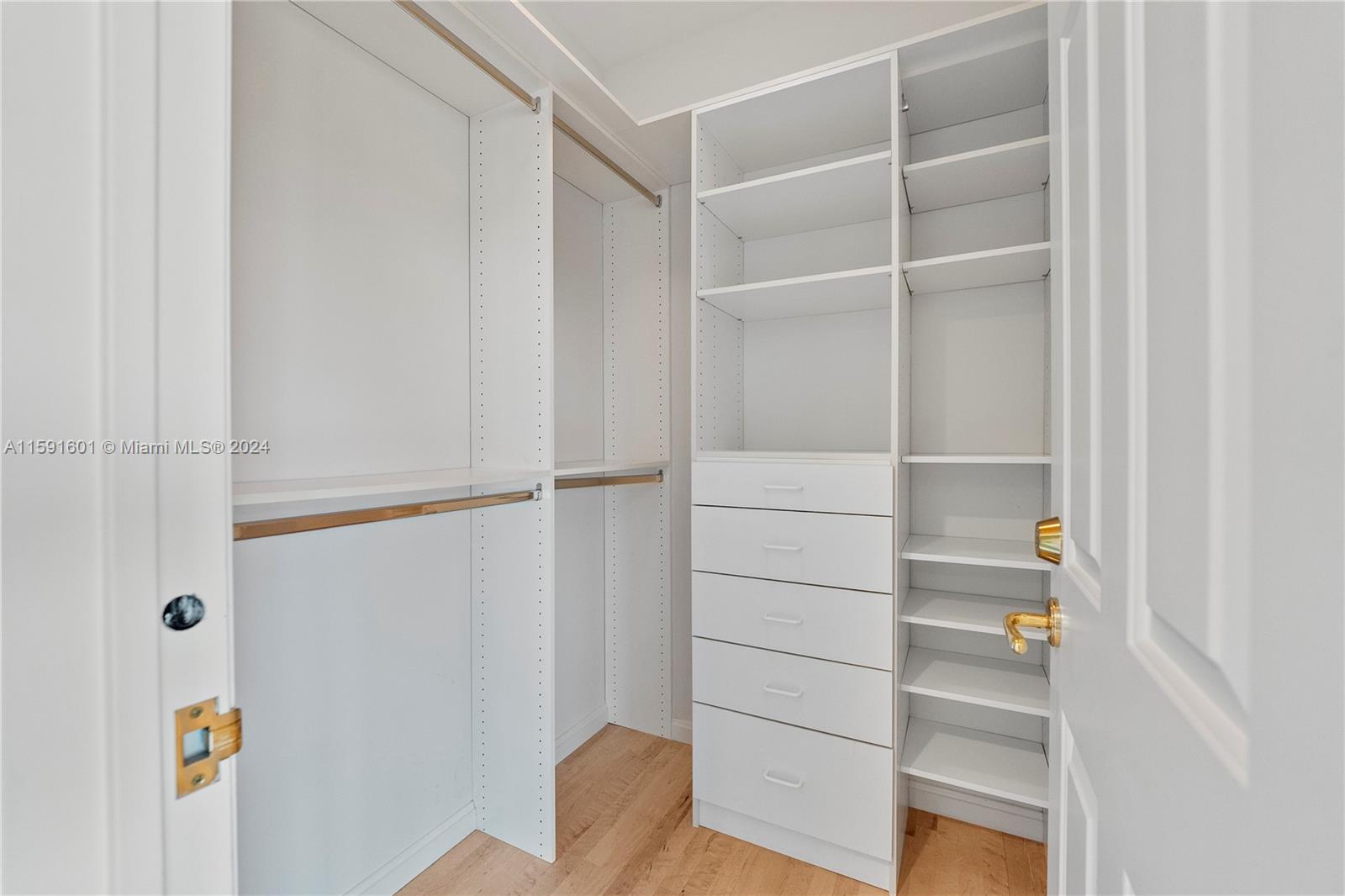 SANTA MARIA CONDO - Residential