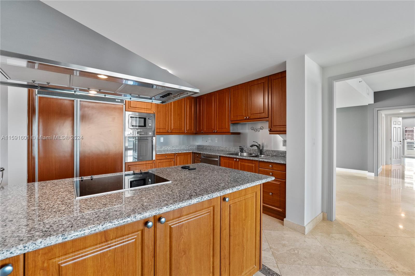 SANTA MARIA CONDO - Residential