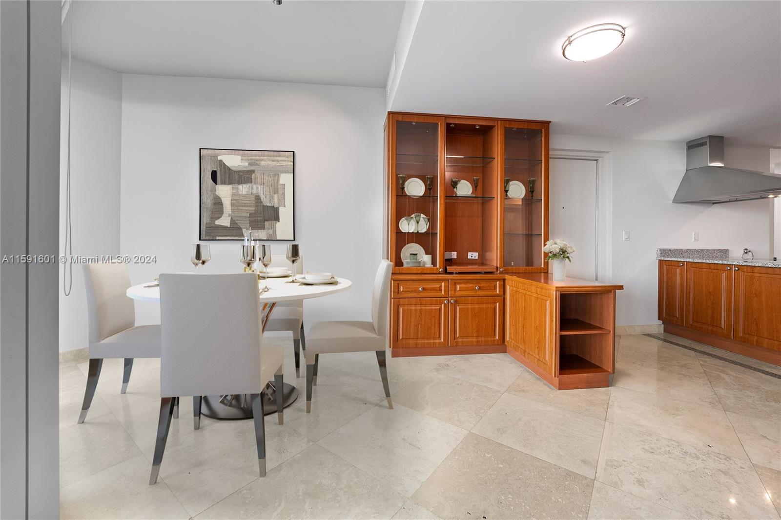 SANTA MARIA CONDO - Residential