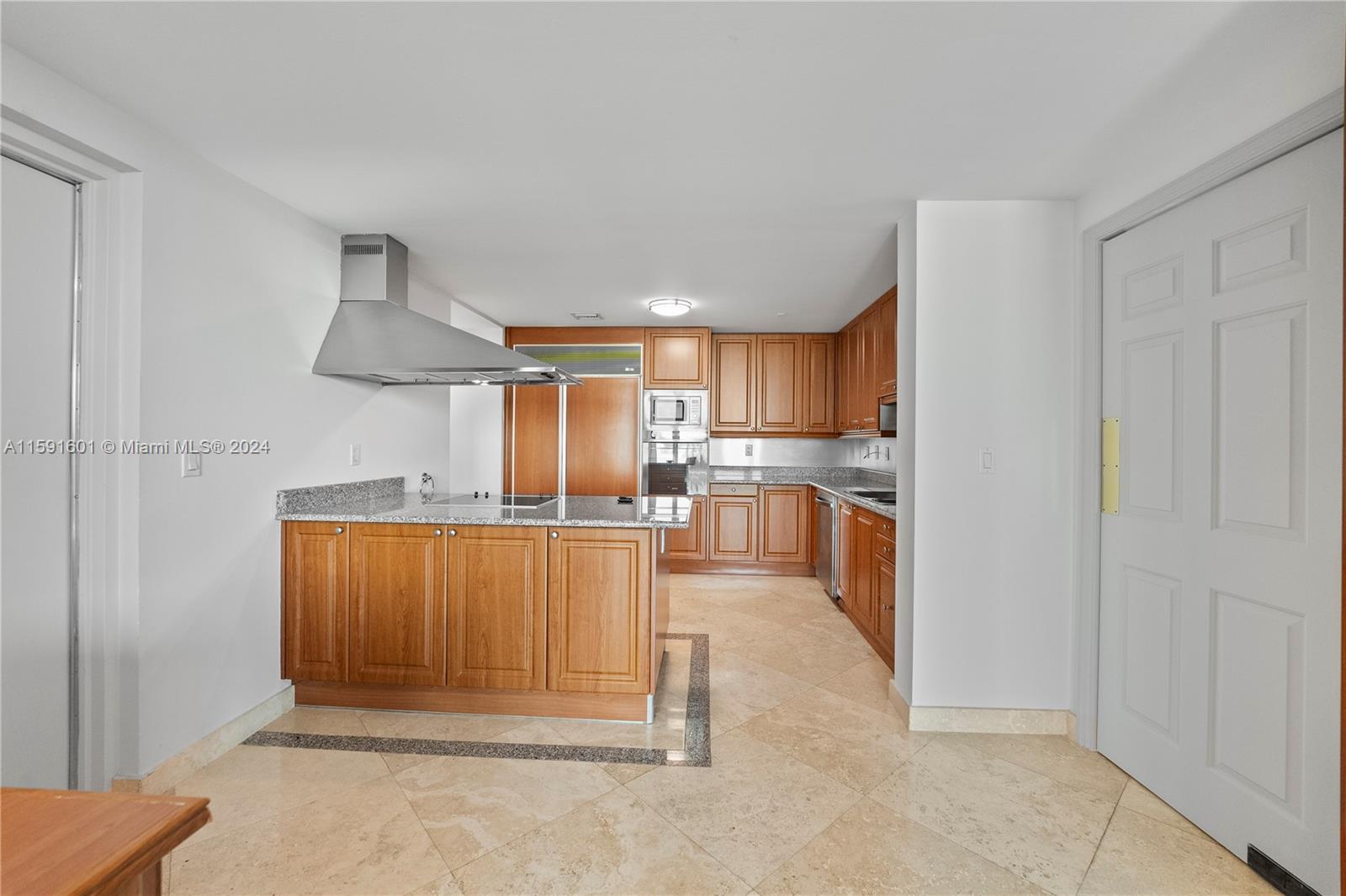 SANTA MARIA CONDO - Residential