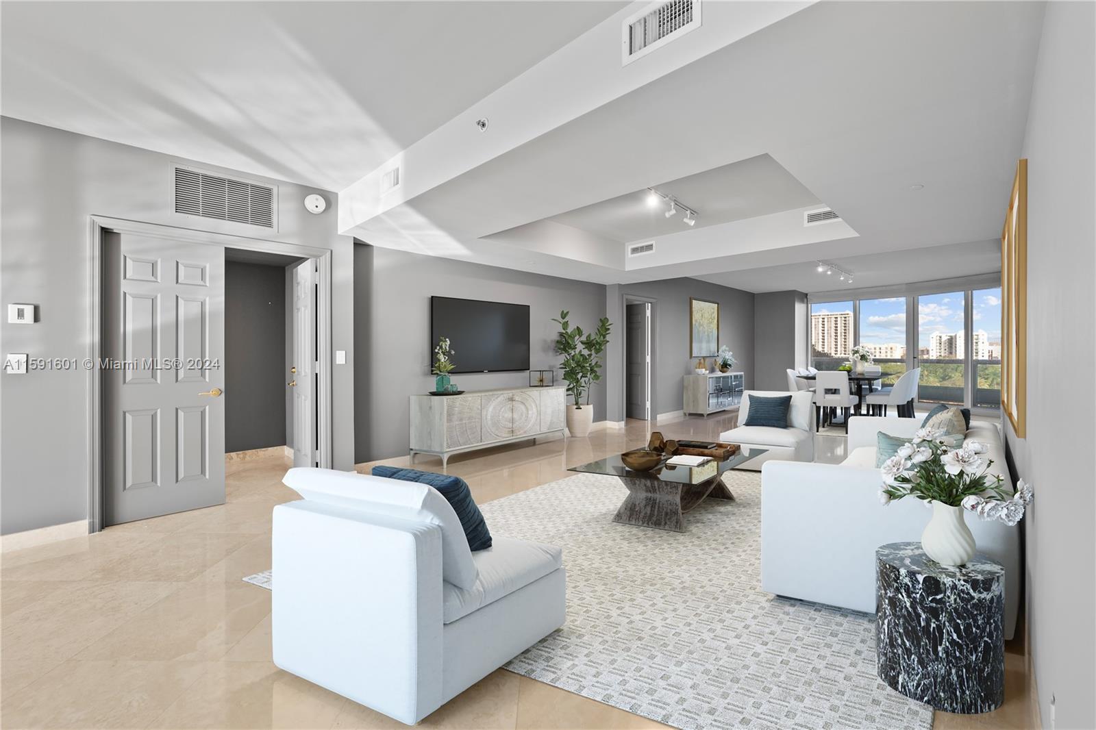 SANTA MARIA CONDO - Residential