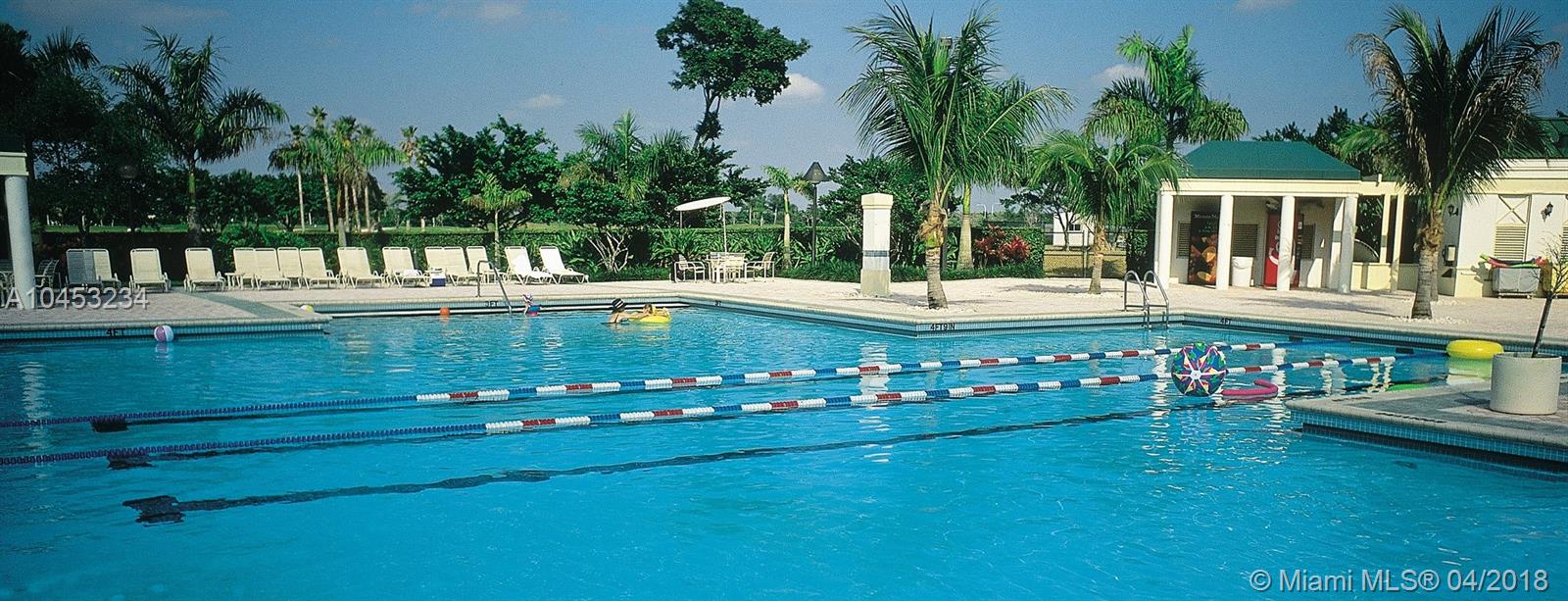 OAKBROOK - Residential