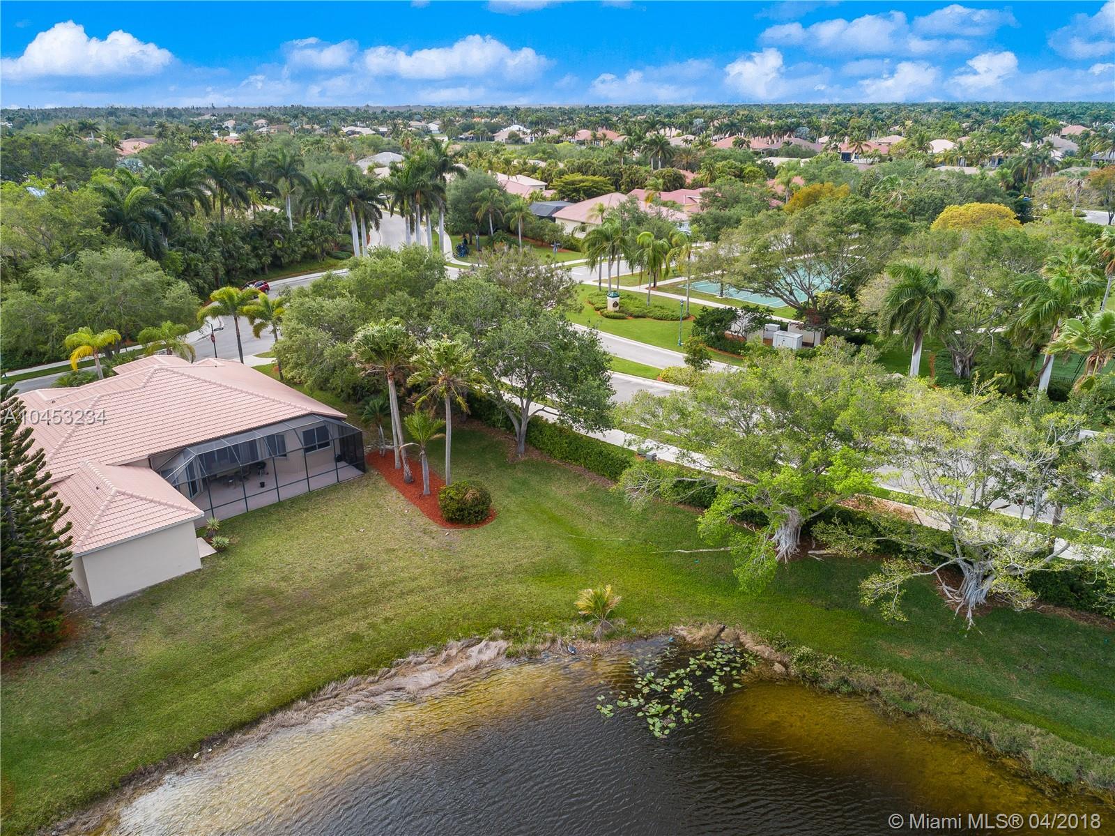 OAKBROOK - Residential