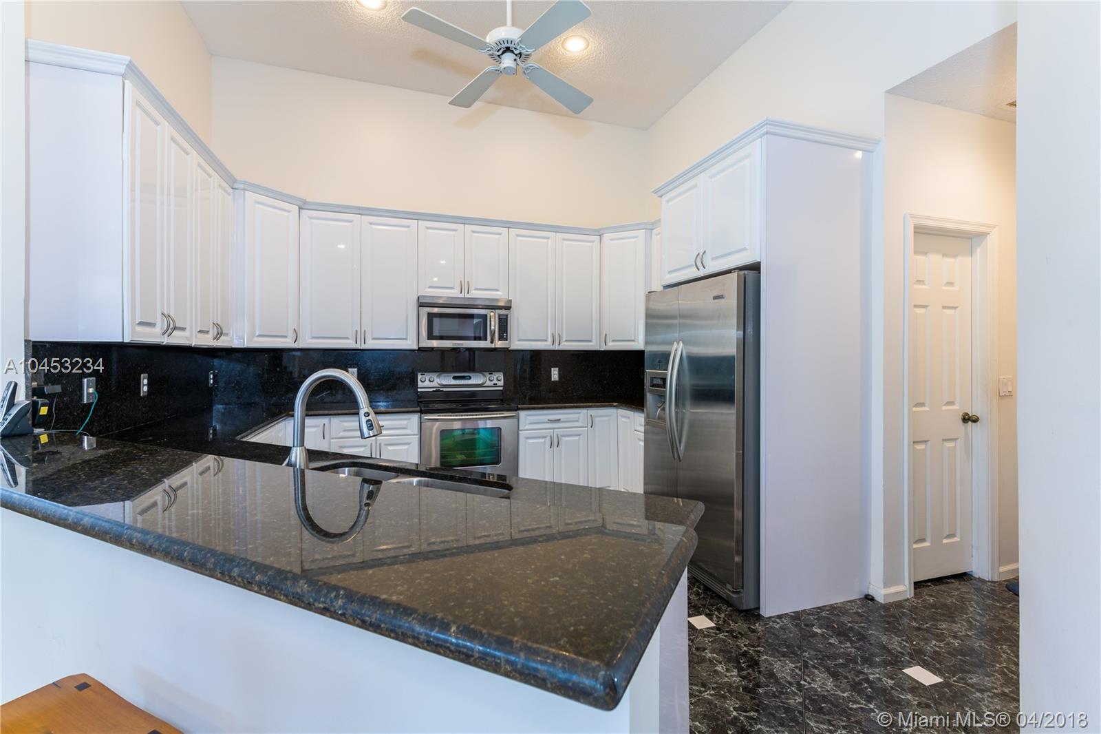 OAKBROOK - Residential