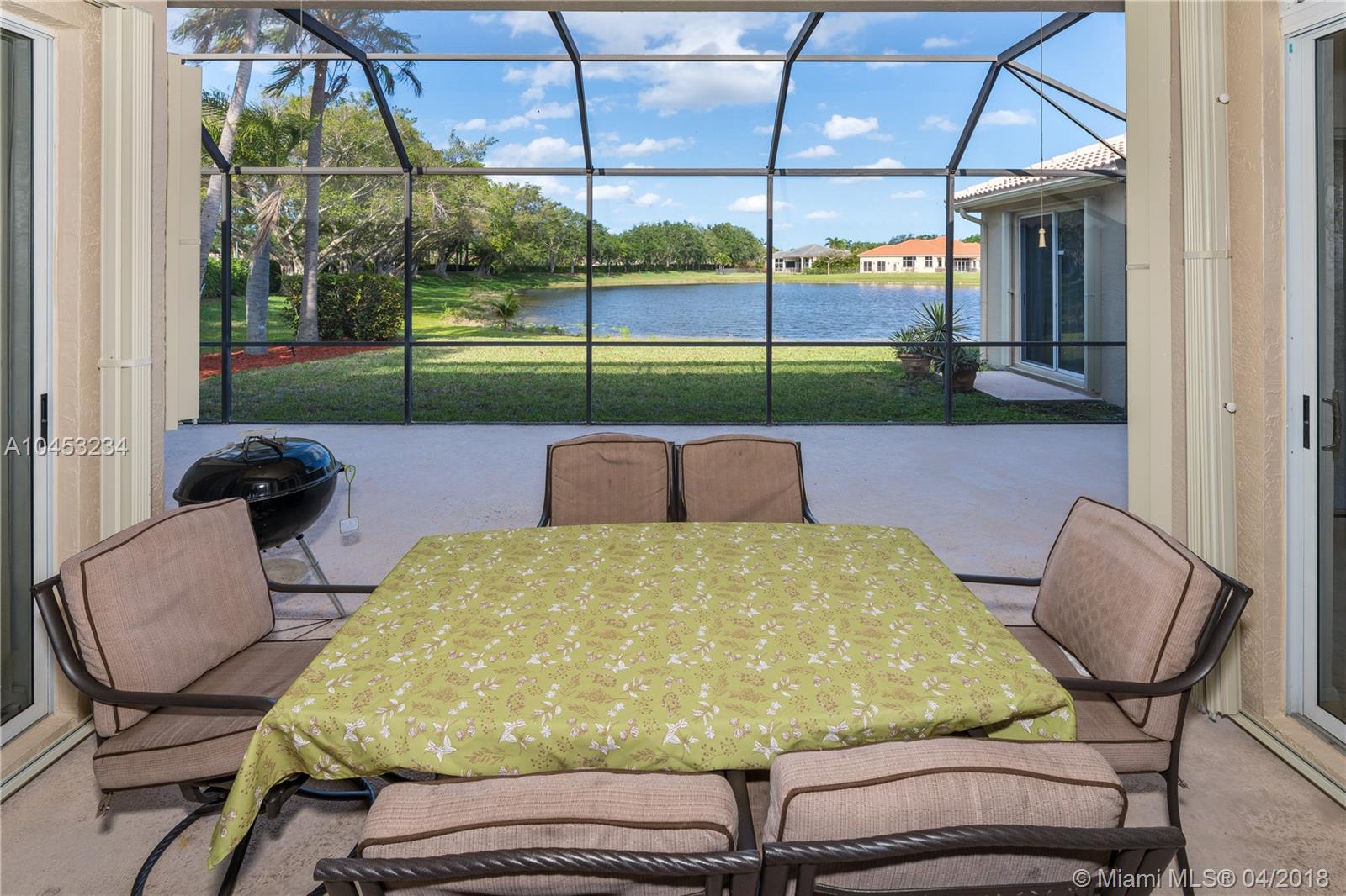 OAKBROOK - Residential