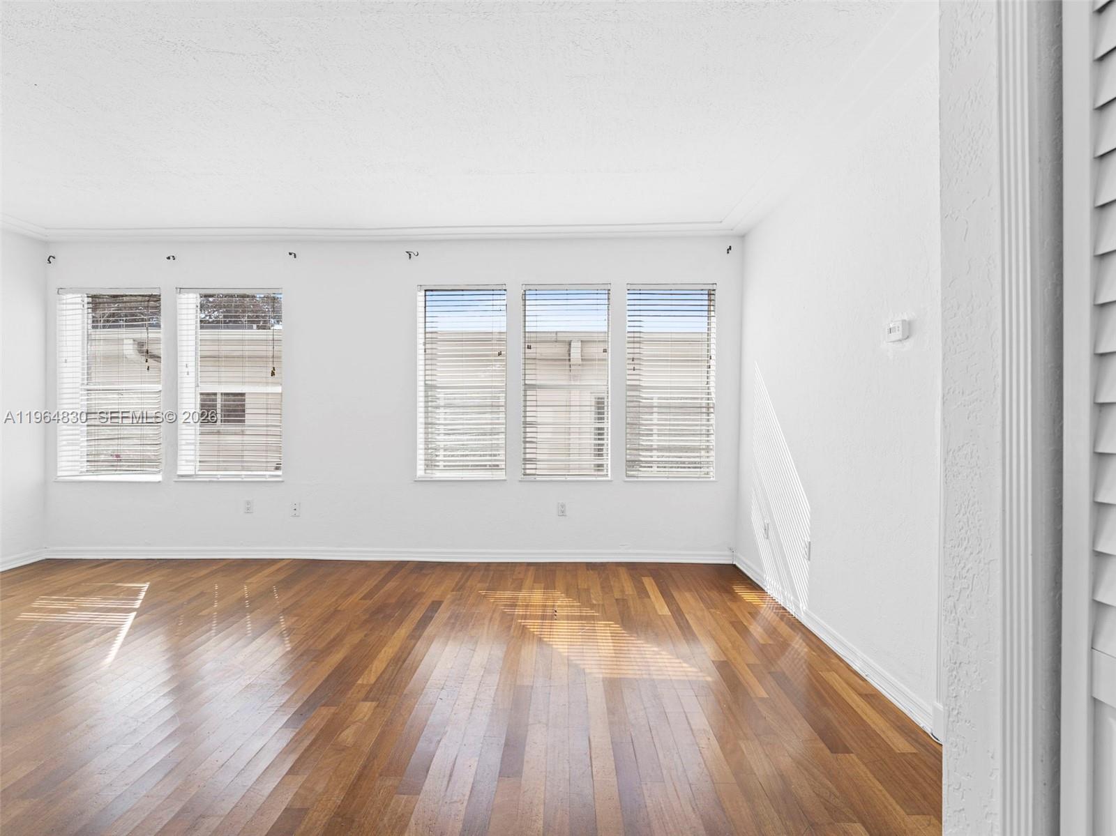 1027 Pennsylvania Ave 206