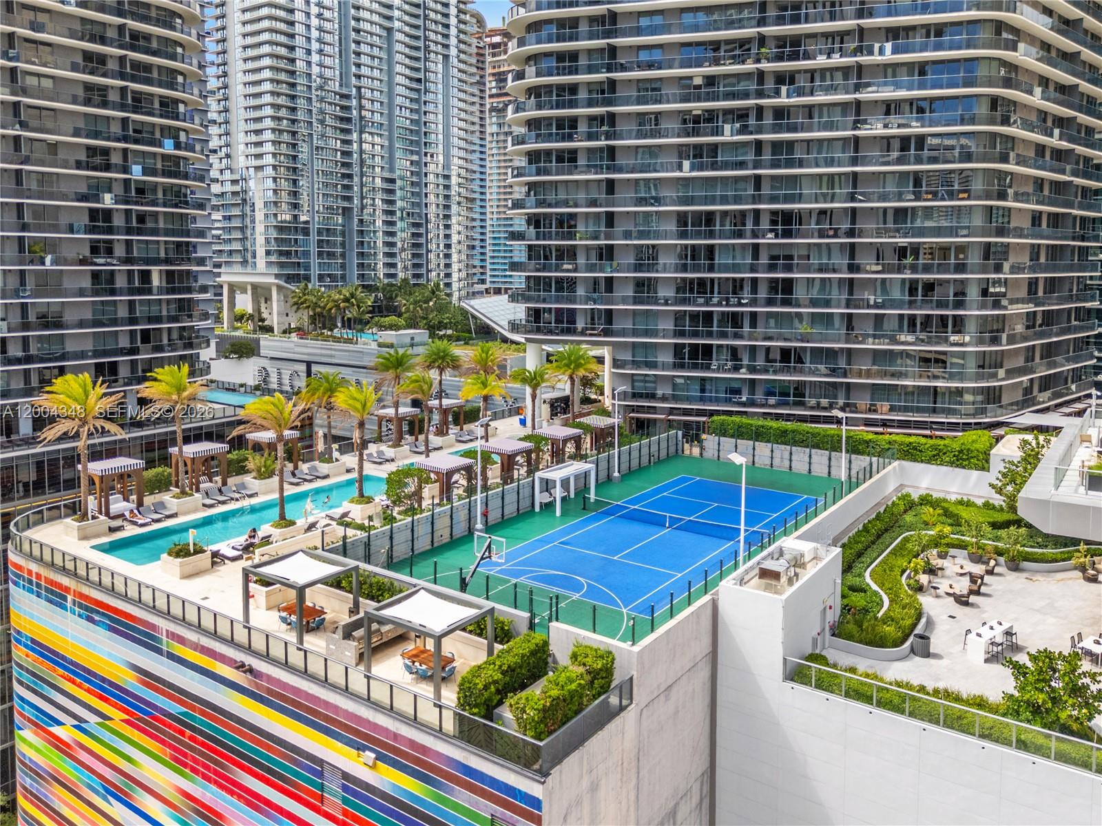 801 SMA DESIGNER SUITES C - Residential