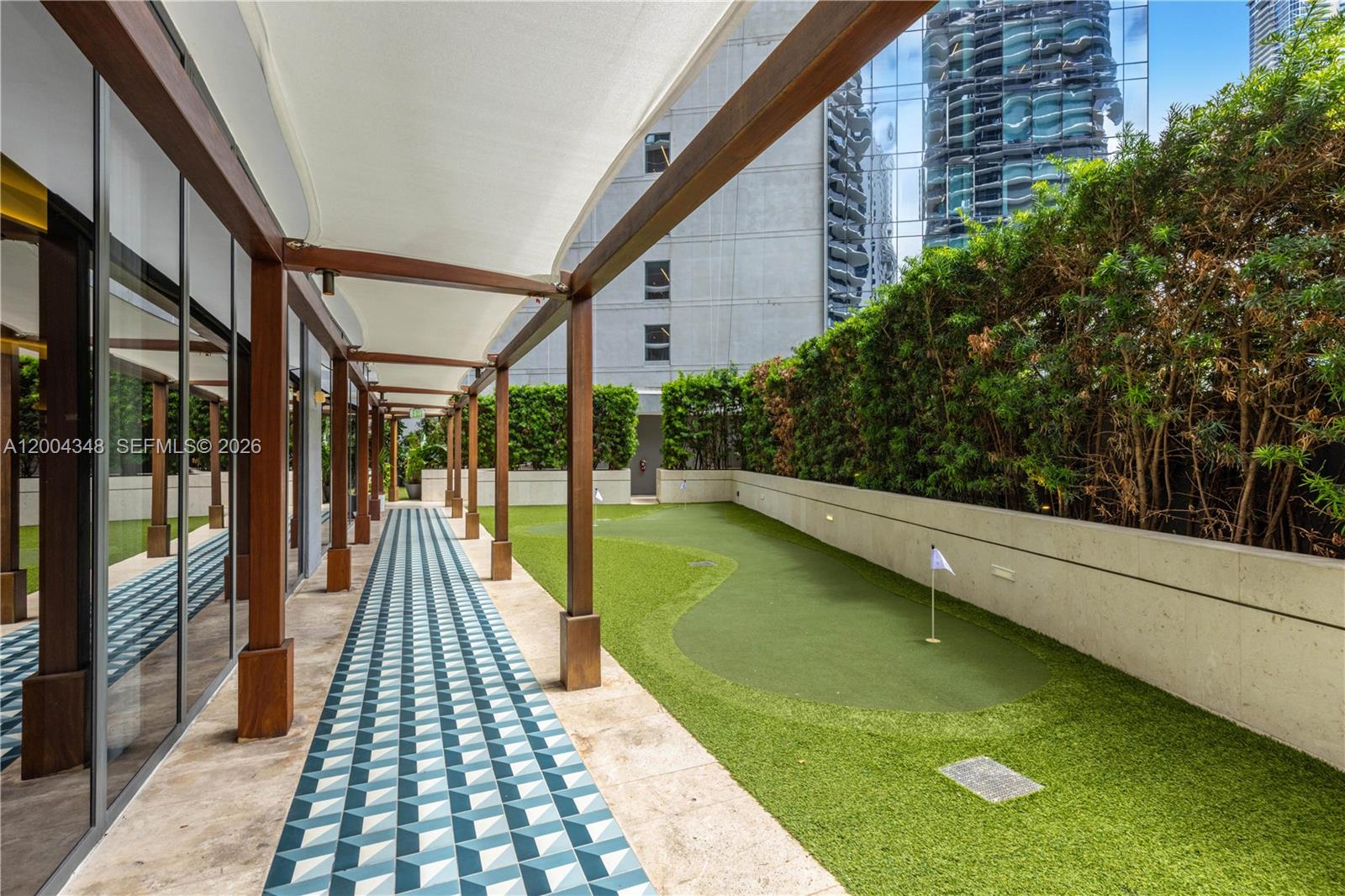 801 SMA DESIGNER SUITES C - Residential