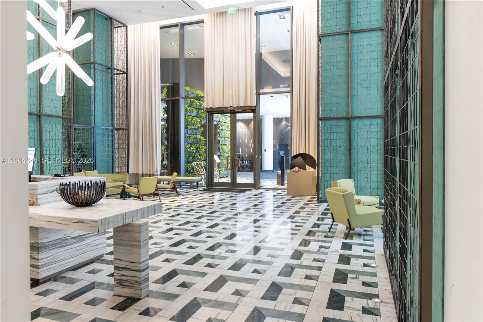 801 SMA DESIGNER SUITES C - Residential