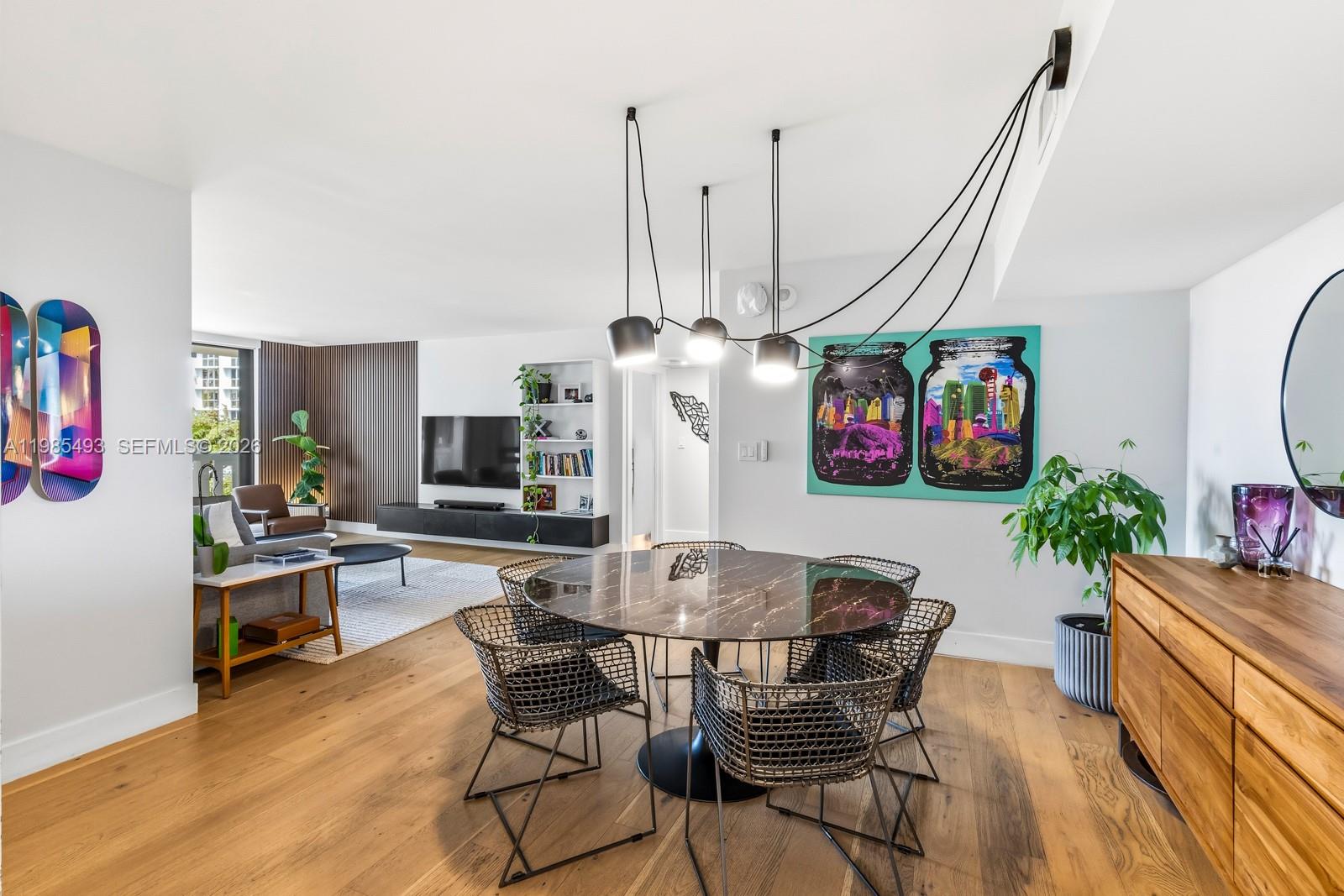 TOWERS OF KEY BISCAYNE CO - Residential