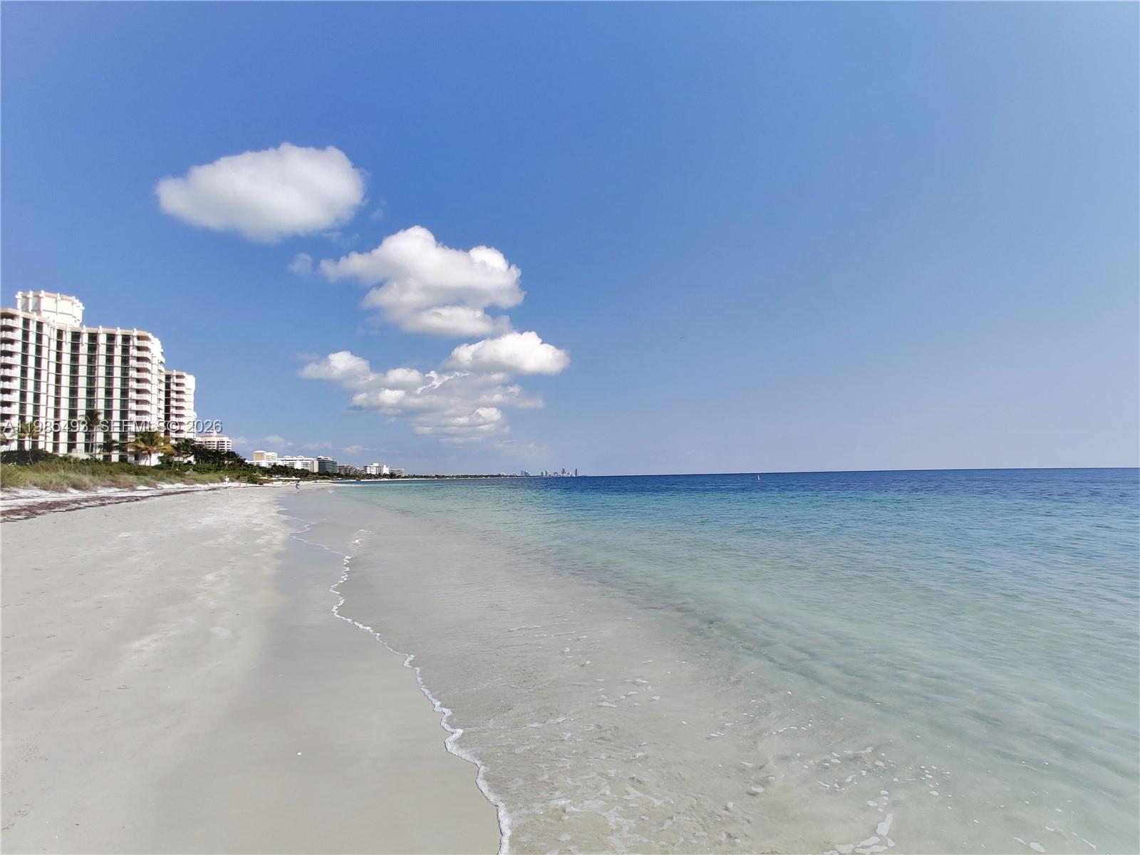 TOWERS OF KEY BISCAYNE CO - Residential