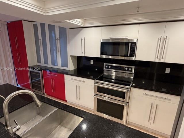 WINSTON TOWERS 600 CONDO - Residential Lease