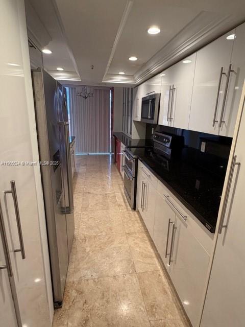 WINSTON TOWERS 600 CONDO - Residential Lease