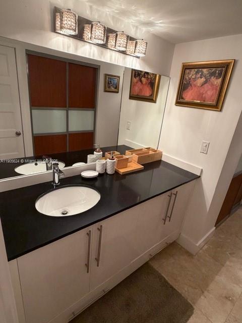 WINSTON TOWERS 600 CONDO - Residential Lease