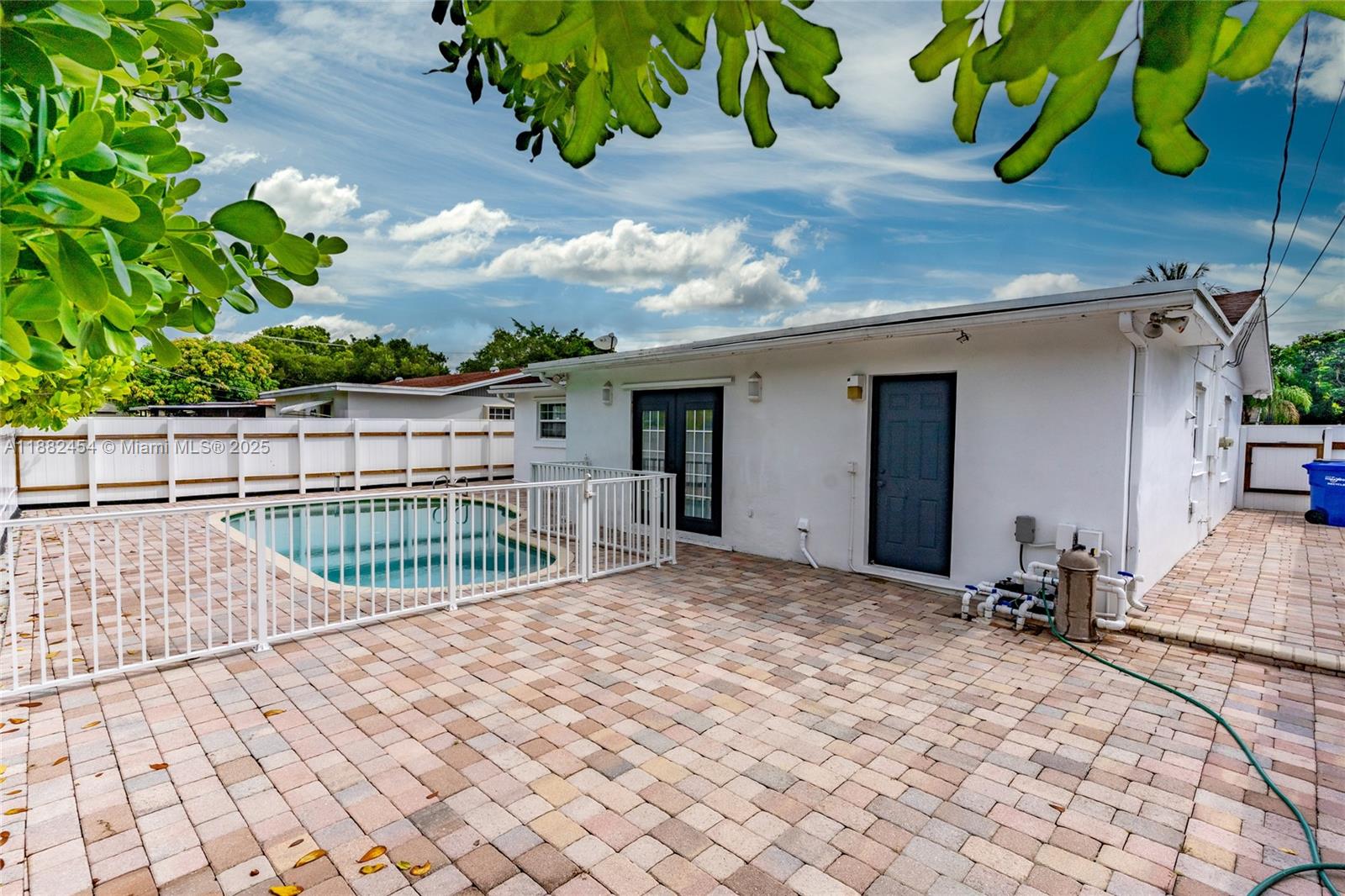 DRIFTWOOD ESTATES NO 2 - Residential