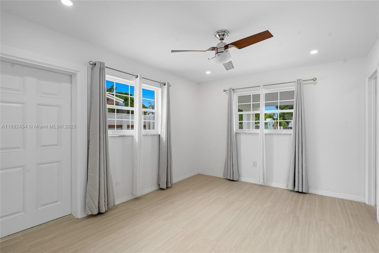 DRIFTWOOD ESTATES NO 2 - Residential