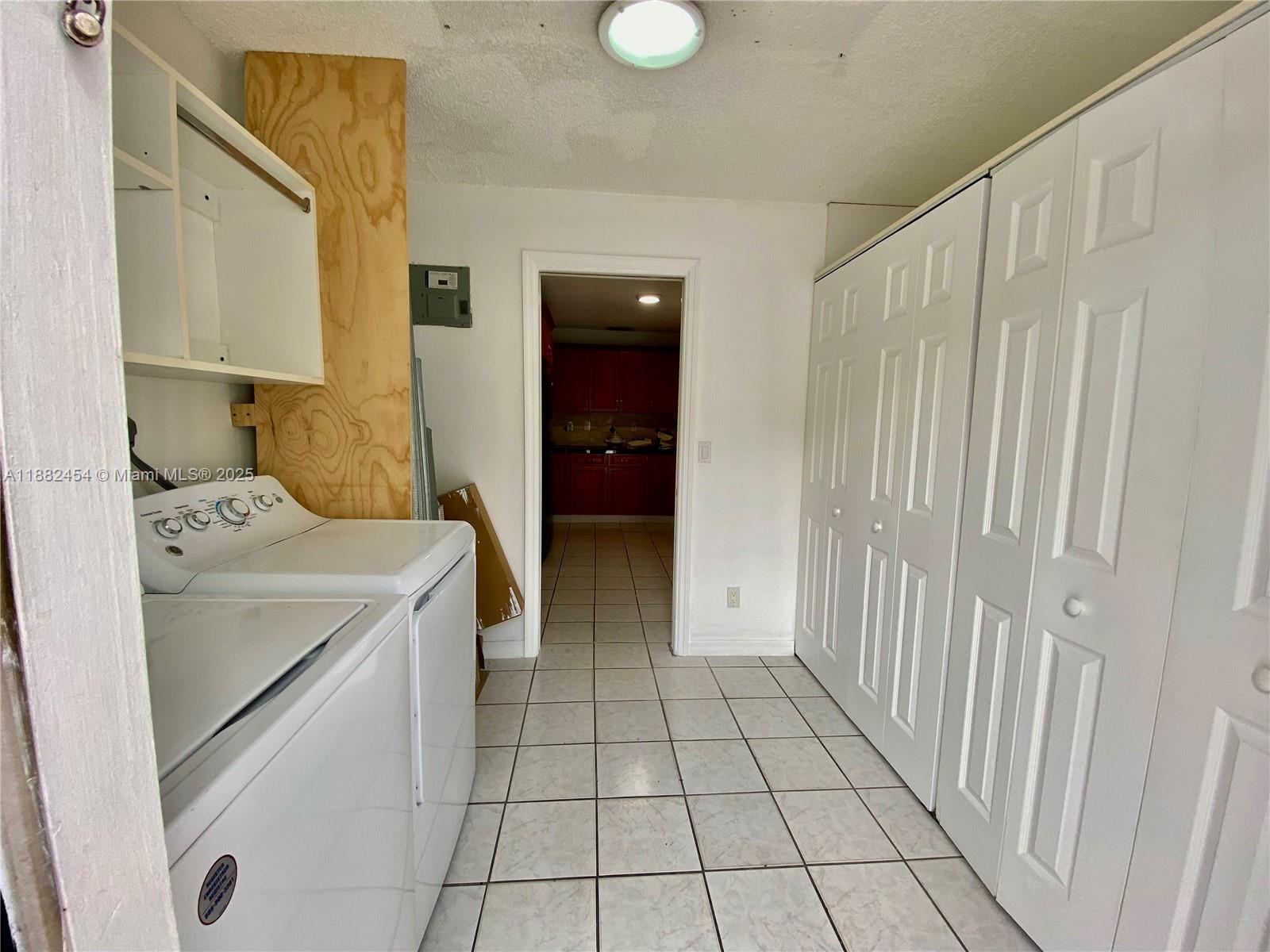 DRIFTWOOD ESTATES NO 2 - Residential