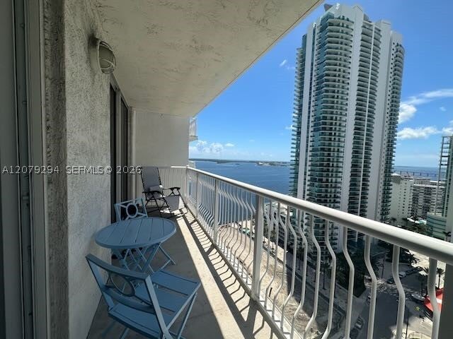 1200 Brickell Bay Dr 2303