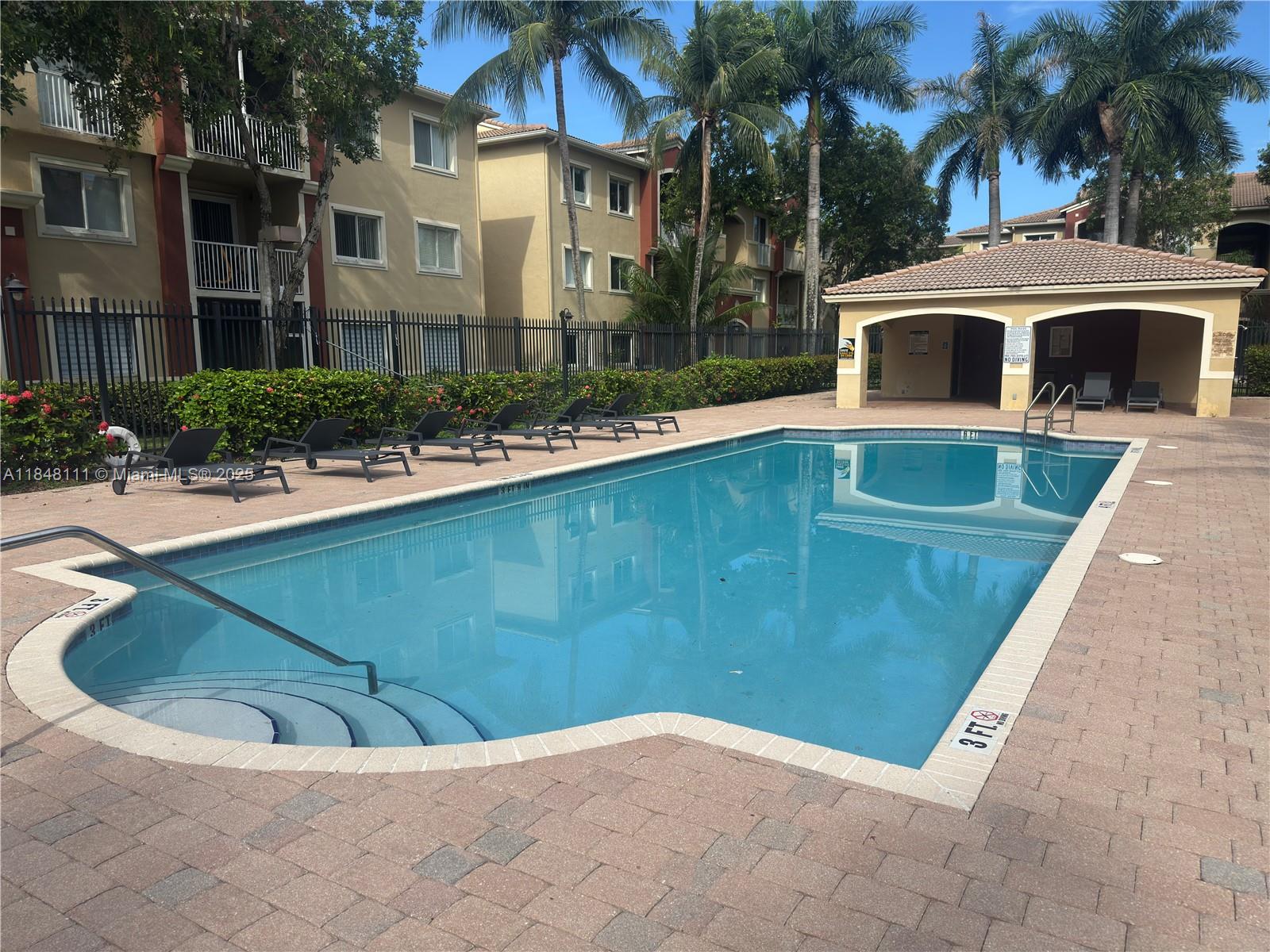UNIVERSITY PARC RESIDENCE - Residential Lease