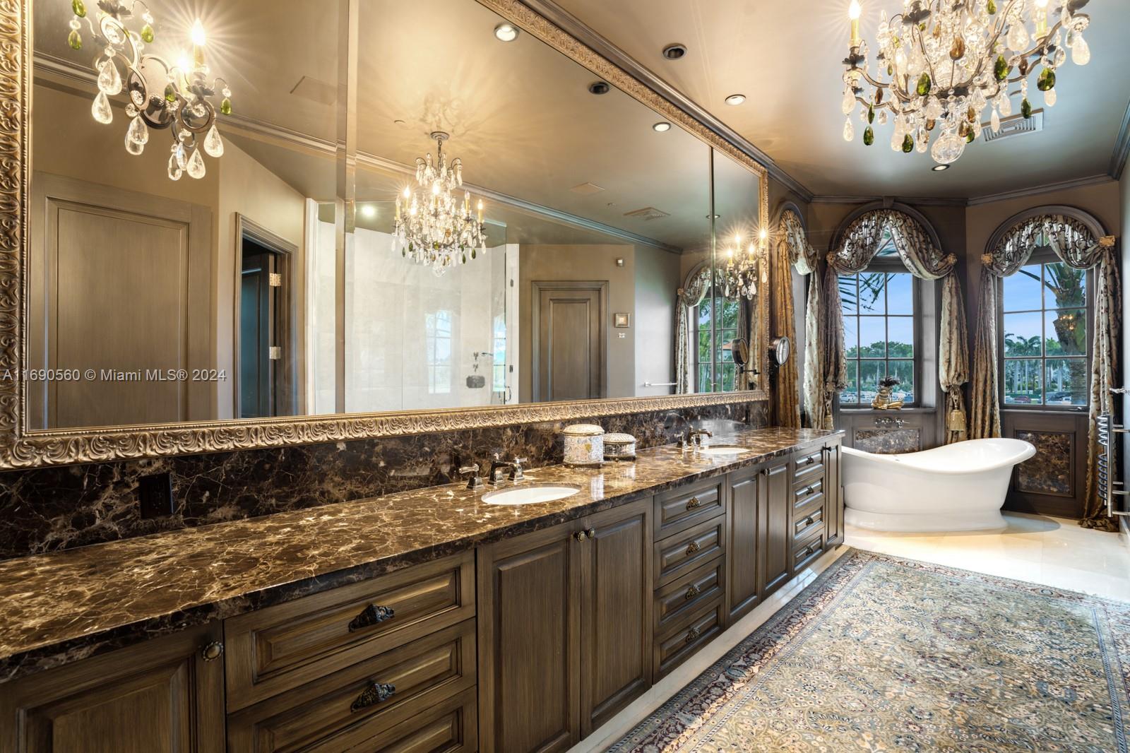 LINDISFARNE ON FISHER ISL - Residential